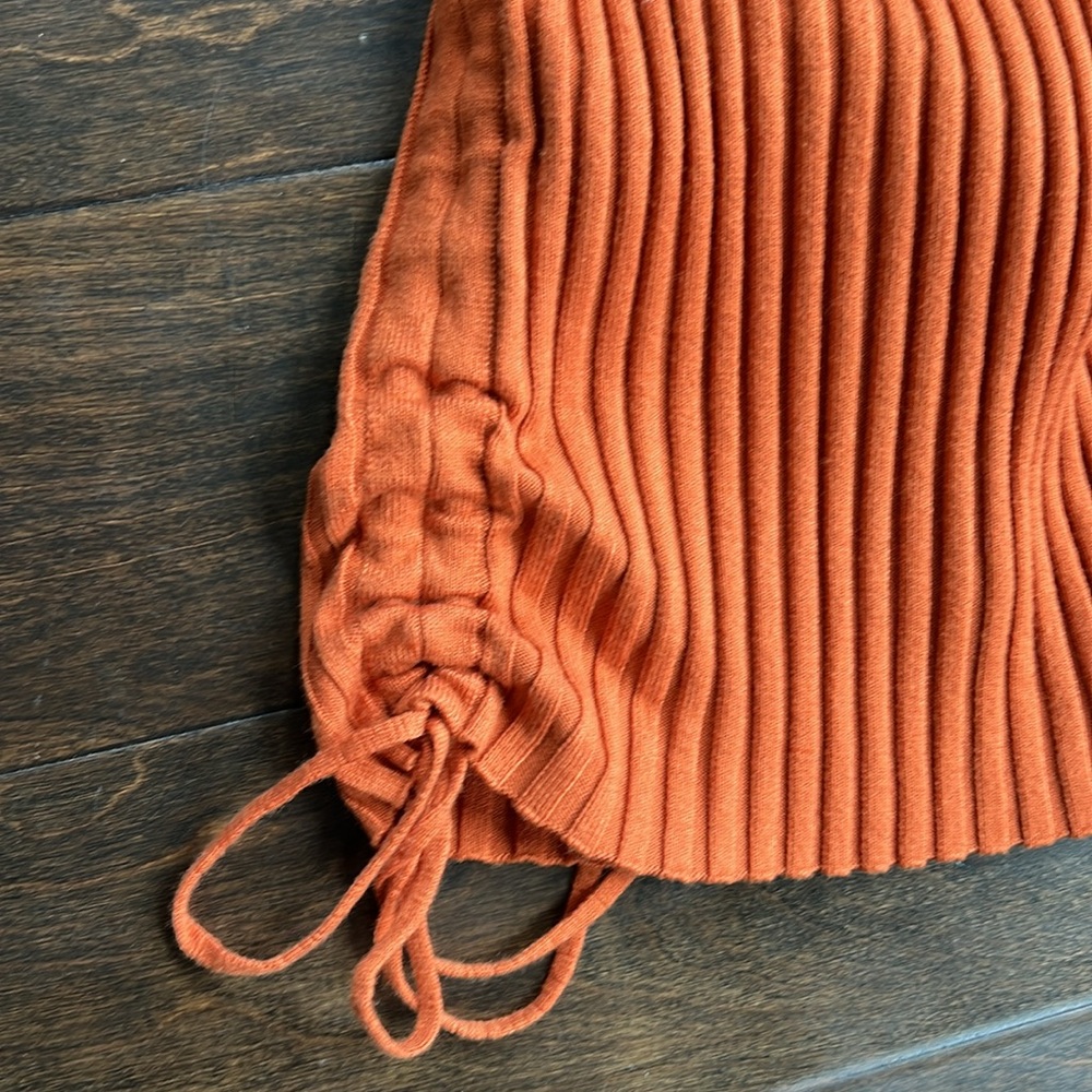 Body-con Ribbed Knit Dress - Picture 5 of 5